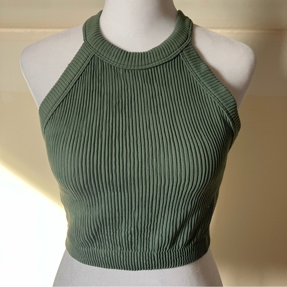 aerie Tops - Aerie Superchill Seamless High Neck Bra Crop Top in Hunter Green size Medium